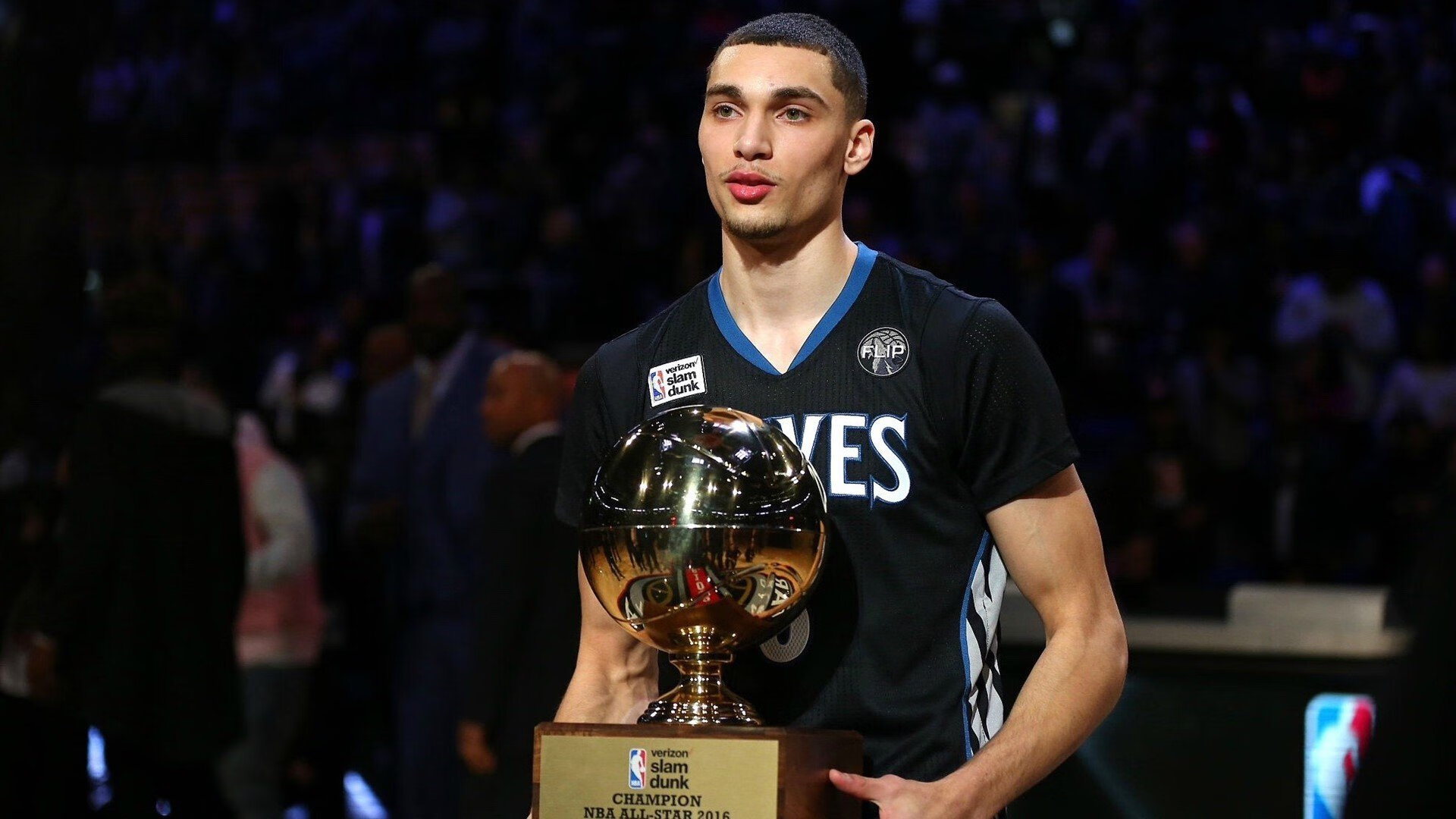 中国羽毛球队全英赛再夺三金，羽毛球全英赛2020时间表